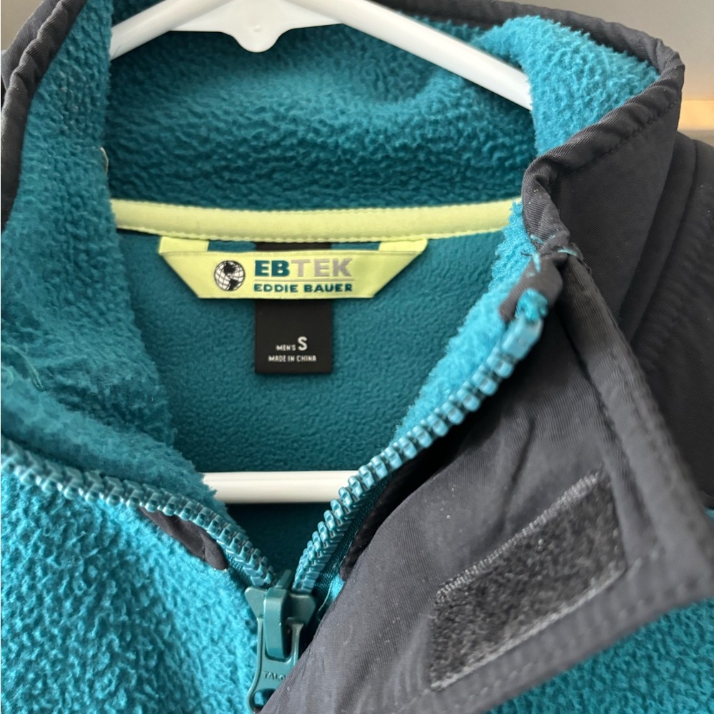 Eddie Bauer Teal and Black Fleece Jacket - Picture 2 of 3
